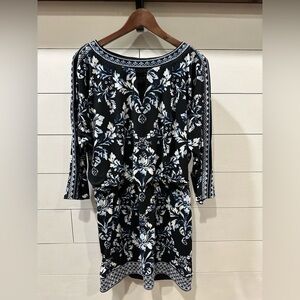 WHBM Blue/ black/white floral dress- women’s M